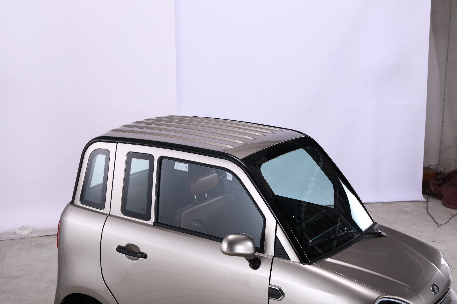 BULLBIKE Stuttgart Elektromos kabinos autó 3000W 60V 100ah 25/45 Km/h