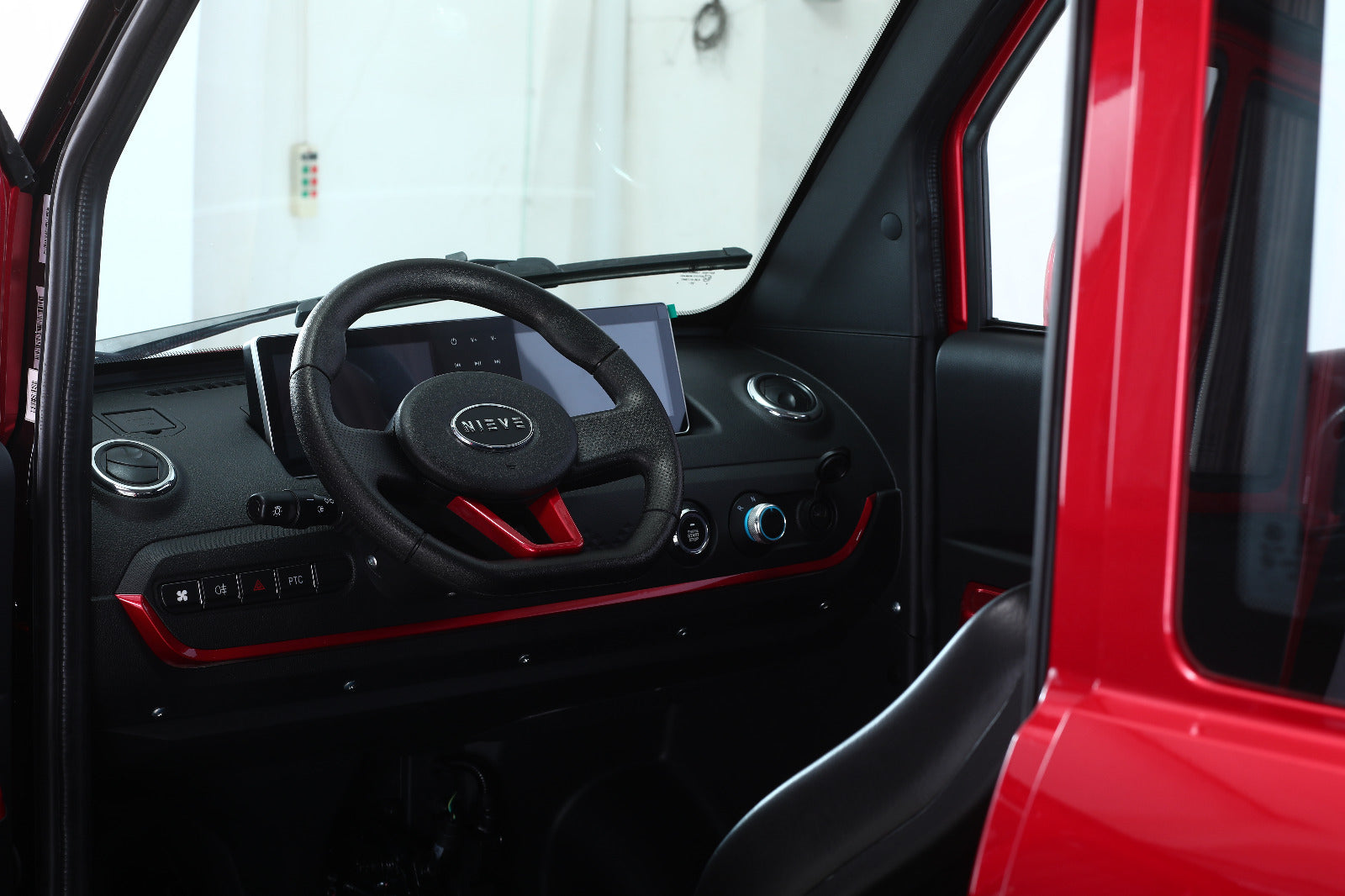 BULLBIKE Stuttgart Elektromos kabinos autó 3000W 60V 100ah 25/45 Km/h