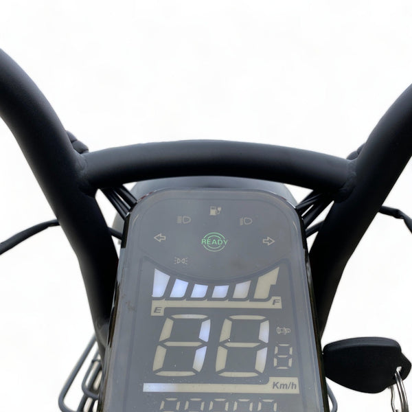 BULLBIKE TRONDHEIM ZT-16 Elektromos Háromkerekű Robogó 1300W 60V 20Ah 25Km/h