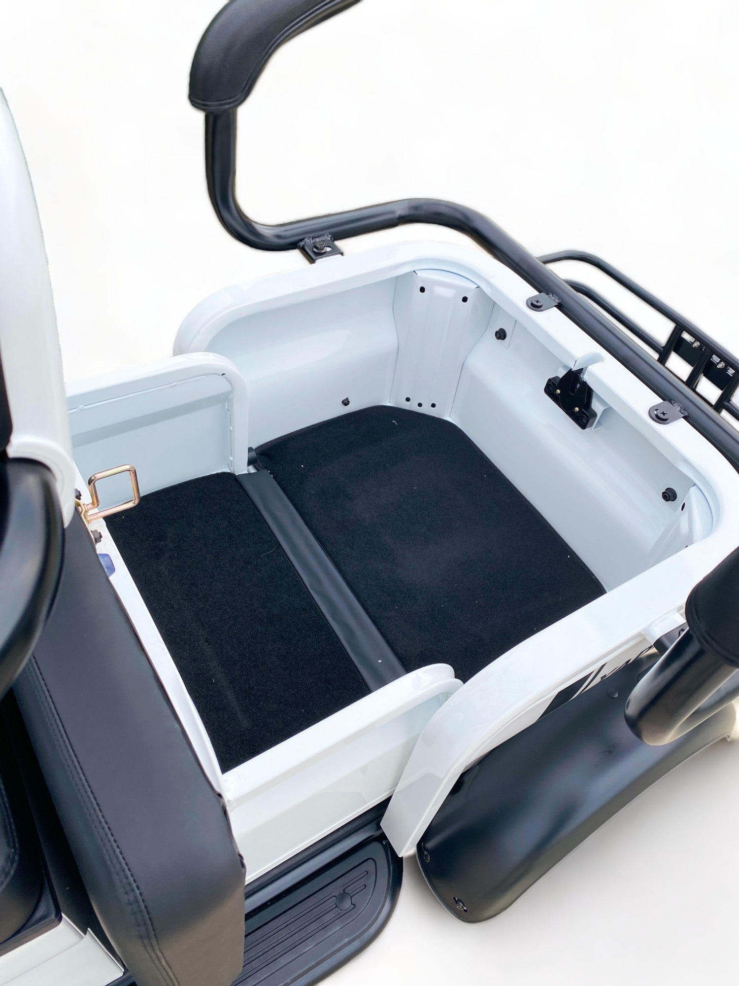 BULLBIKE TORONTO Elektromos Háromkerekű Robogó 1300W 60V 20Ah 25Km/h