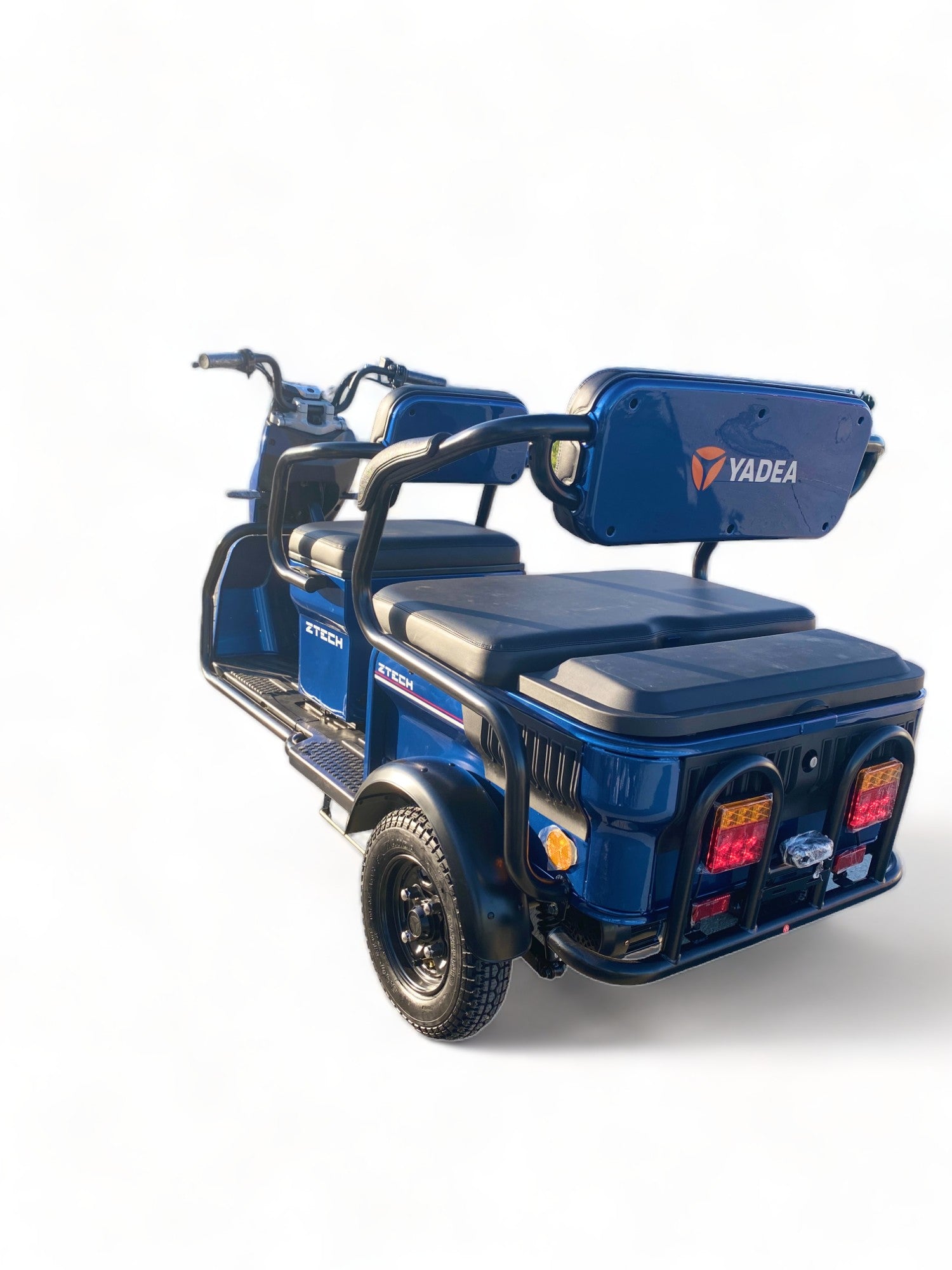 BULLBIKE Toulouse Elektromos Háromkerekű Robogó 1600W 72V 20Ah 25 km/h