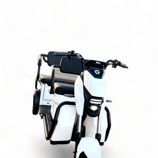 BULLBIKE Toulouse ZT-31 Elektromos Háromkerekű Robogó 1600W 72V 20Ah 25 km/h