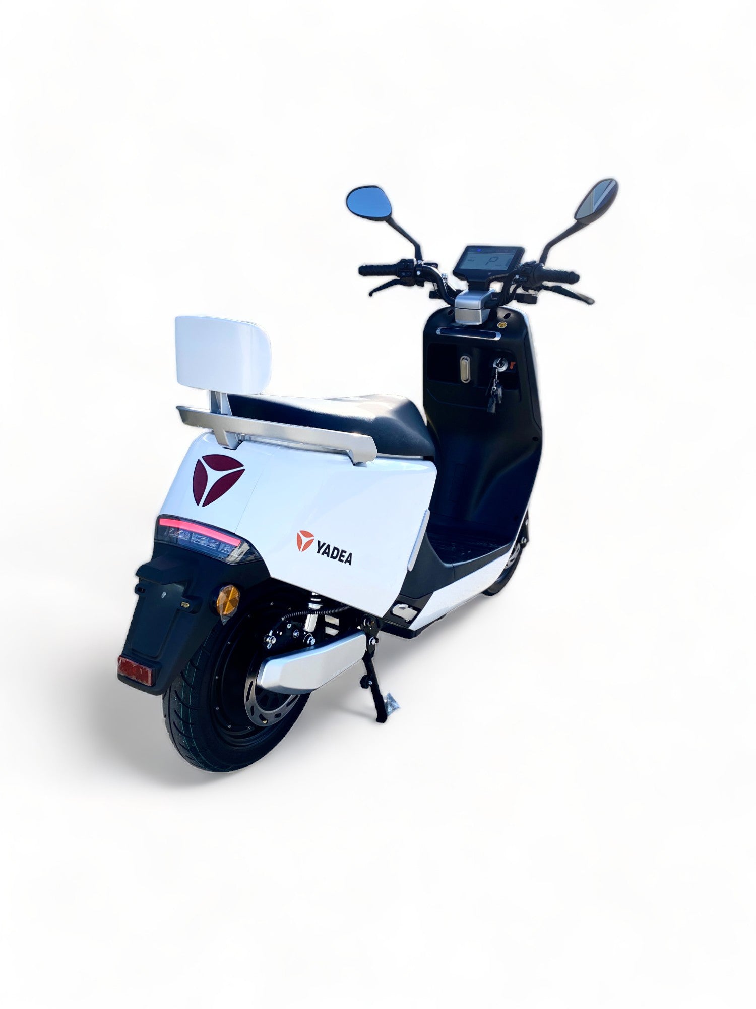 BULLBIKE Yadea G5 Eco / 2400W 72V 23Ah 45 km/h +Gyorstöltő