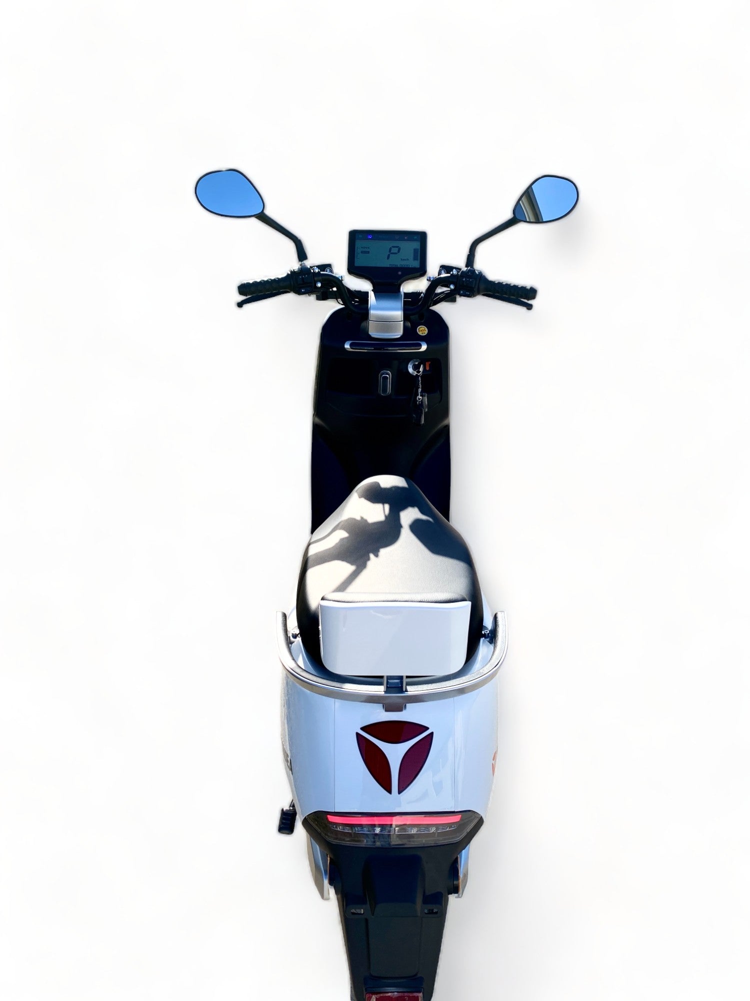 BULLBIKE Yadea G5 Eco / 2400W 72V 23Ah 45 km/h +Gyorstöltő