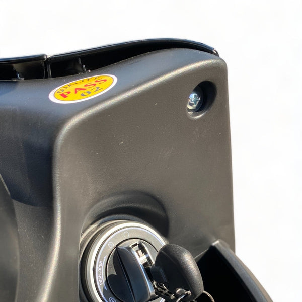 BULLBIKE Kampala ZT-38 Elektromos Robogó Yadea T9 2600W 72V 23Ah 45 km/h