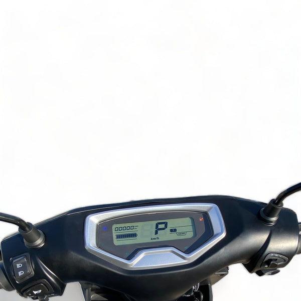 BULLBIKE Kampala ZT-38 Elektromos Robogó Yadea T9 2600W 72V 23Ah 45 km/h