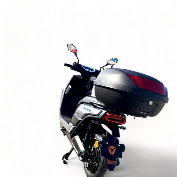 BULLBIKE Kampala ZT-38 Elektromos Robogó Yadea T9 2600W 72V 23Ah 45 km/h