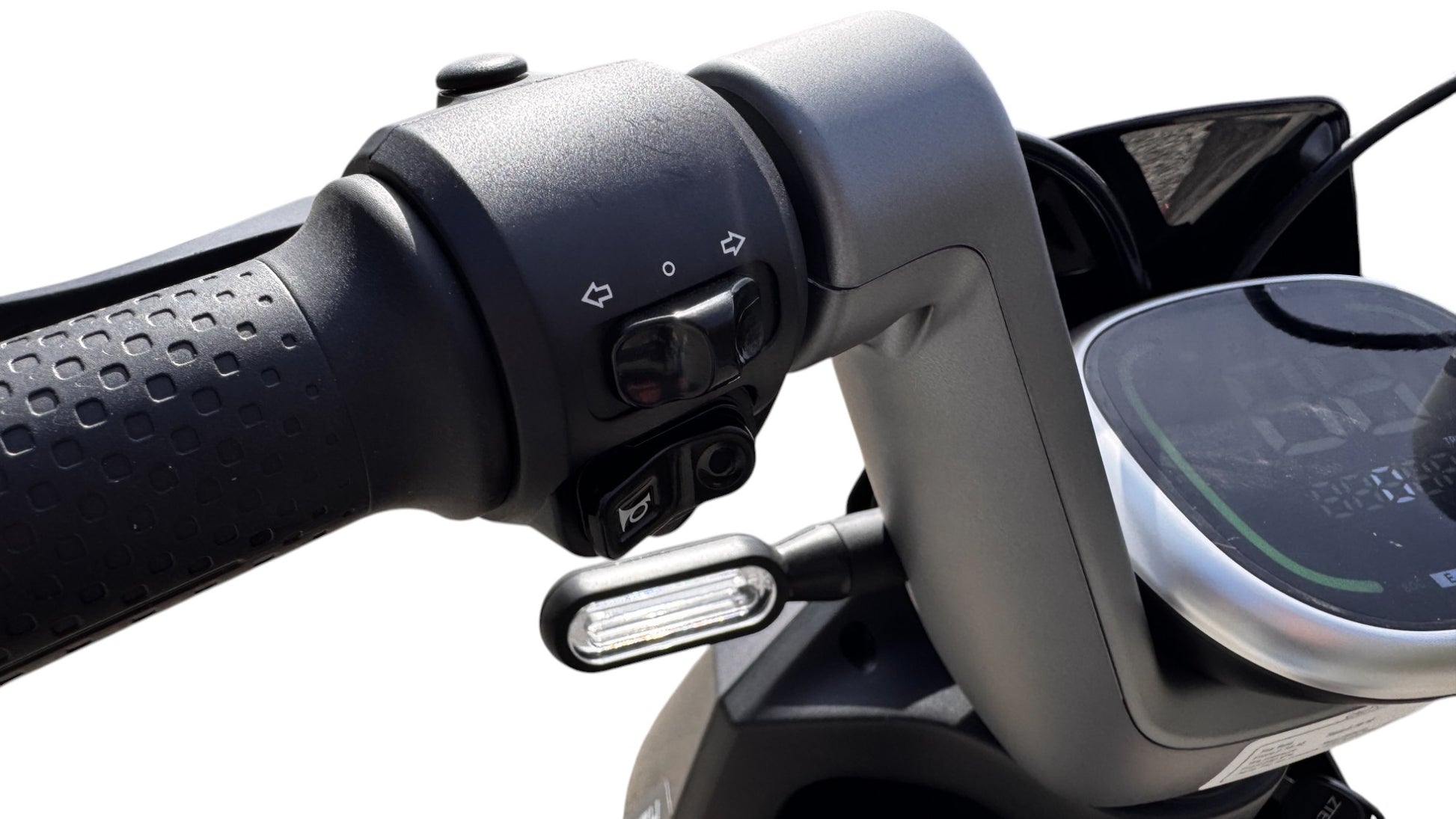 BULLBIKE Leko Elektromos robogó ZT-08 500W 48V/60V 20Ah/23Ah 25 km/h