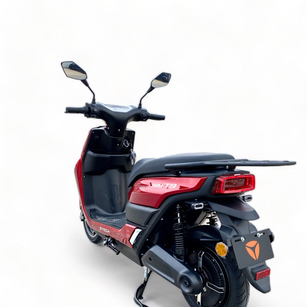 BULLBIKE Kampala ZT-38 Elektromos Robogó Yadea T9 2600W 72V 23Ah 45 km/h