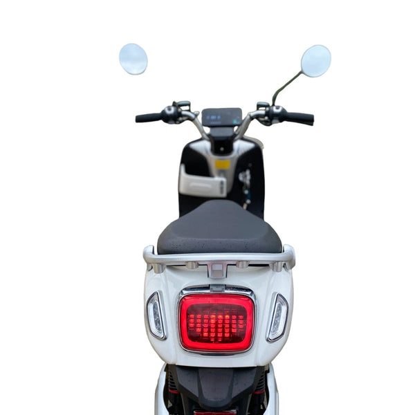 BULLBIKE Berlin 3000W Elektromos robogó Lítium 60V 20Ah 45 km/h