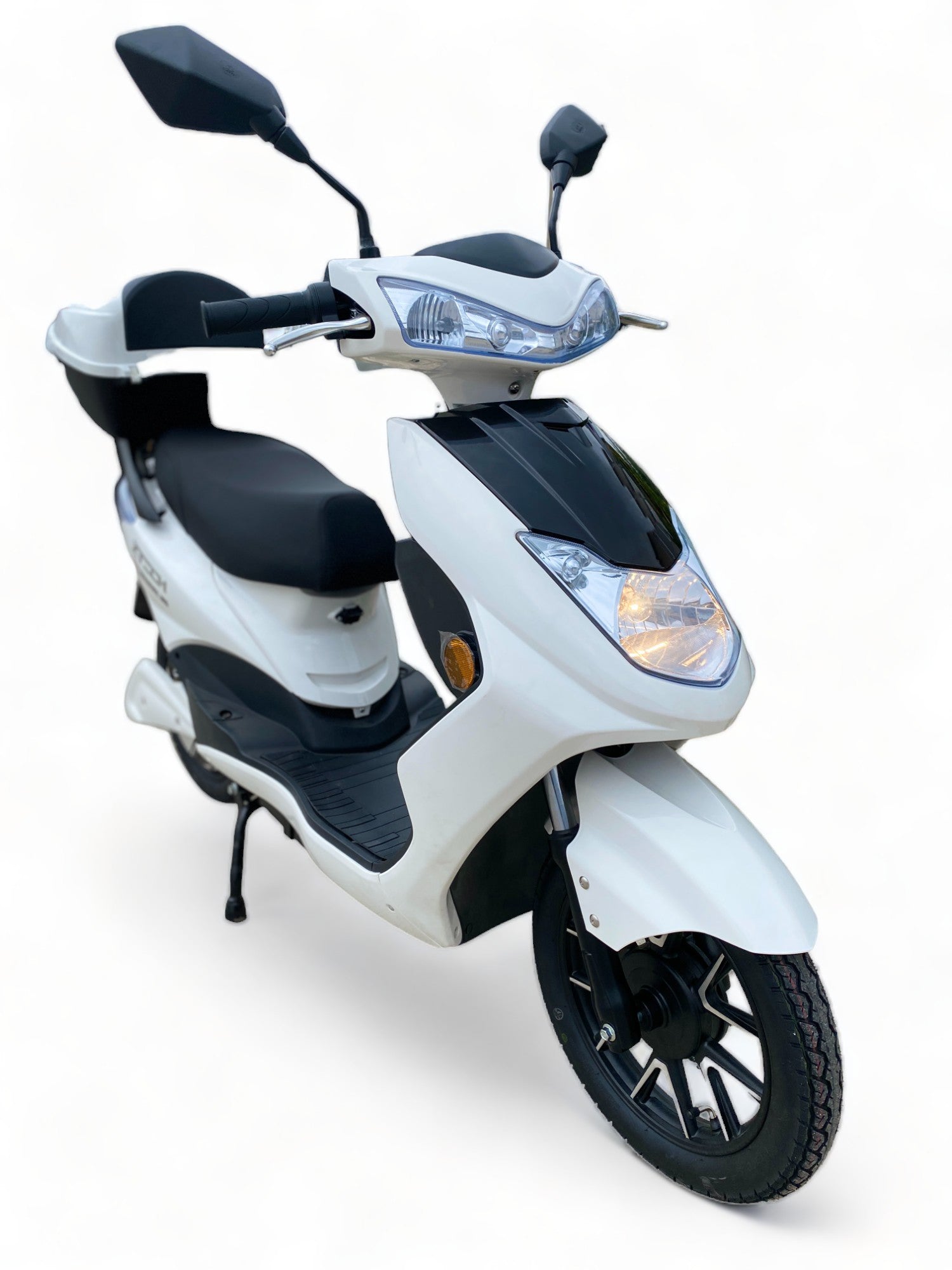 BULLBIKE HELSINKI Elektromos robogó 48V 12Ah 900Watt 25km/h