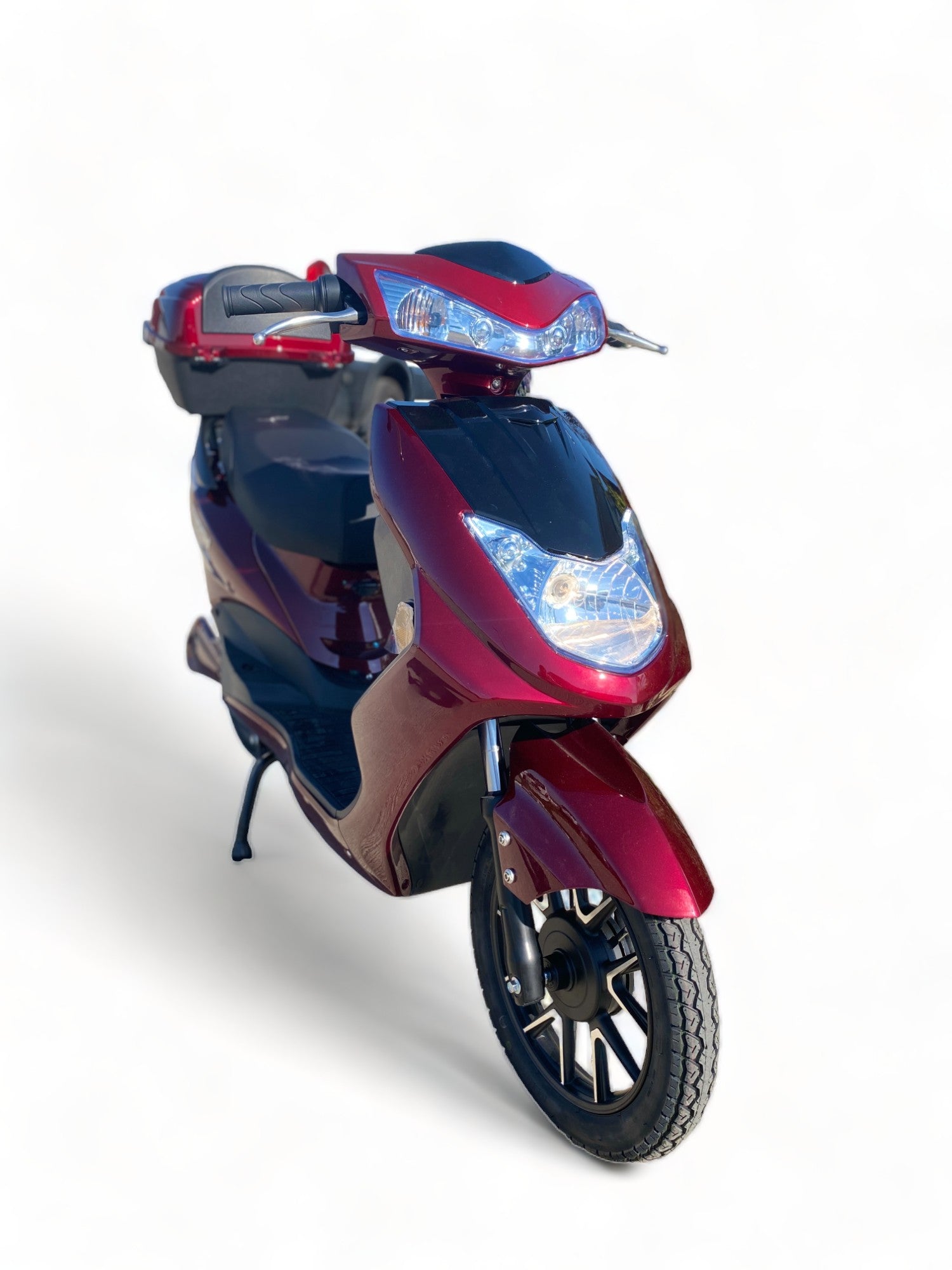 BULLBIKE HELSINKI Elektromos robogó 48V 12Ah 900Watt 25km/h