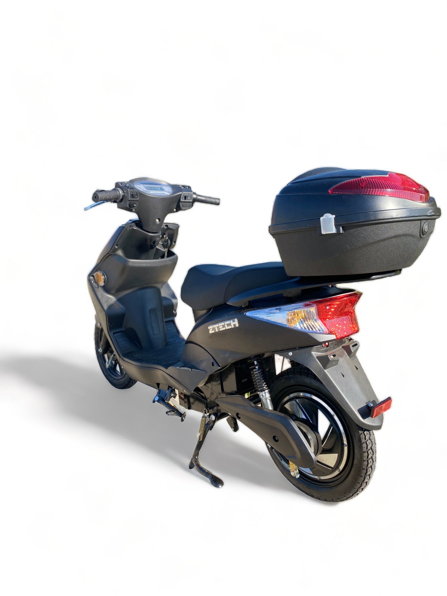 BULLBIKE HELSINKI Elektromos robogó 48V 12Ah 900Watt 25km/h