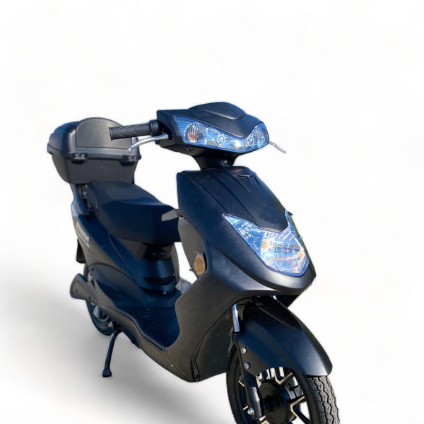 BULLBIKE HELSINKI Elektromos robogó 48V 12Ah 900Watt 25km/h