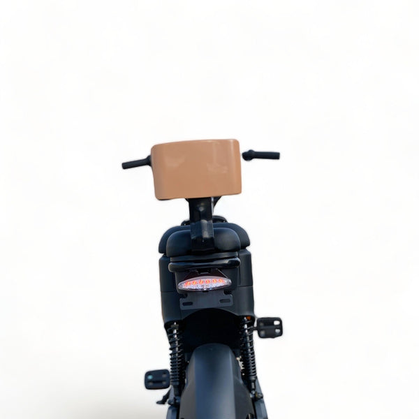 BULLBIKE Canberra ZT-05 Elektromos robogó 350W 48V 12Ah 25 km/h