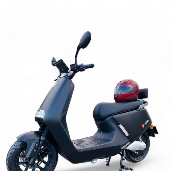 BULLBIKE Yadea G5 Eco / 2400W 72V 23Ah 45 km/h +Gyorstöltő