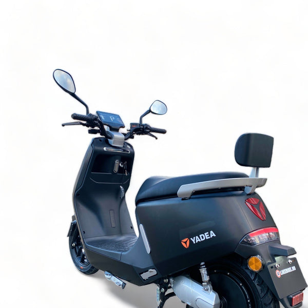 BULLBIKE Yadea G5 2300W 60V 32Ah 45 km/h Litium