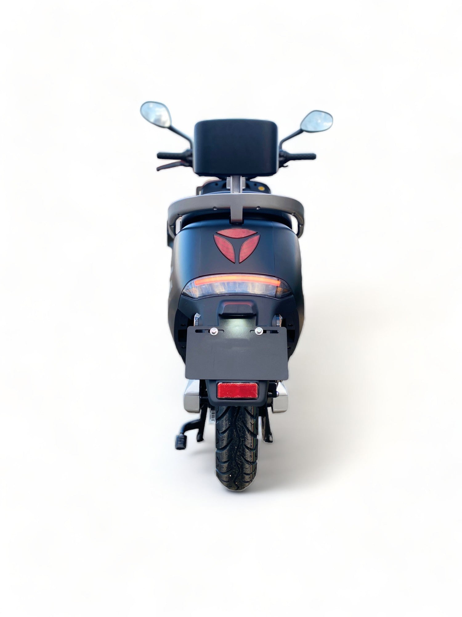BULLBIKE Yadea G5 Eco / 2400W 72V 23Ah 45 km/h +Gyorstöltő