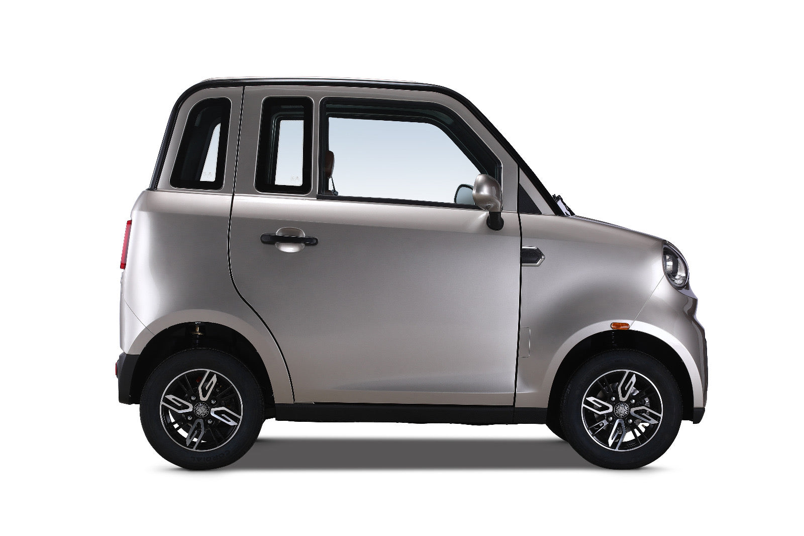 BULLBIKE Stuttgart Elektromos kabinos autó 3000W 60V 100ah 25/45 Km/h