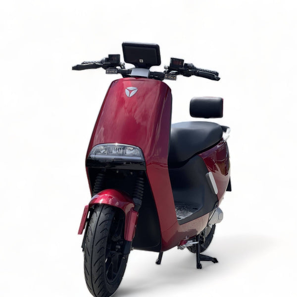 BULLBIKE Yadea G5 Eco / 2400W 72V 23Ah 45 km/h +Gyorstöltő