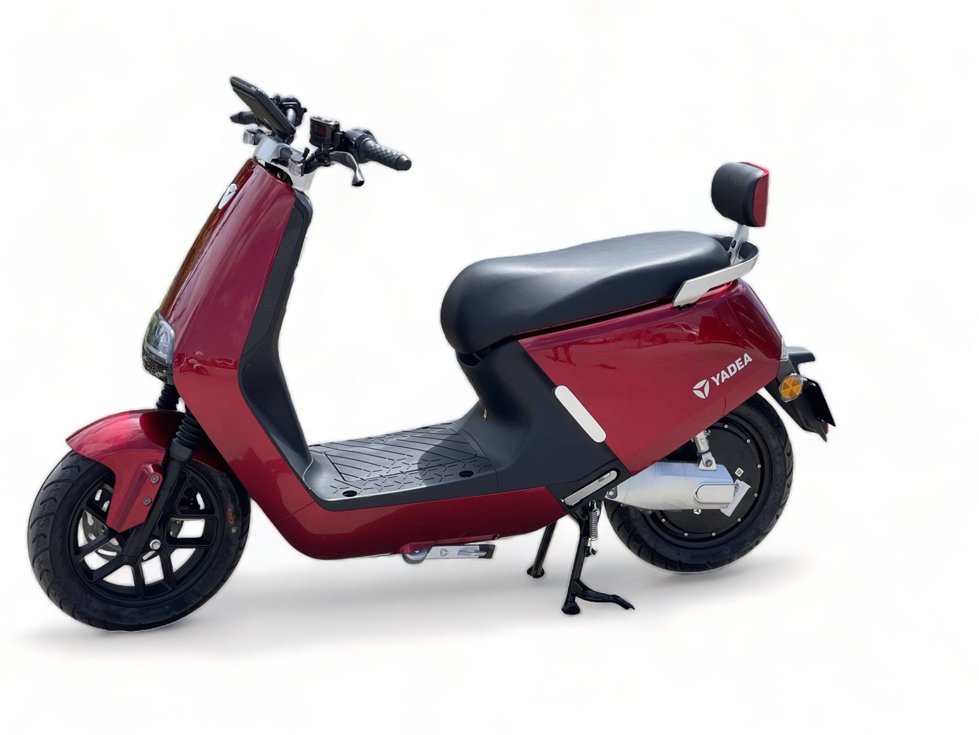 BULLBIKE Yadea G5 Eco / 2400W 72V 23Ah 45 km/h +Gyorstöltő